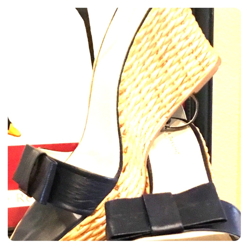 A. Giannetti wedge sandal